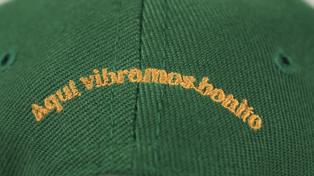 Gorra Aquí vibramos bonito |  Kuntur