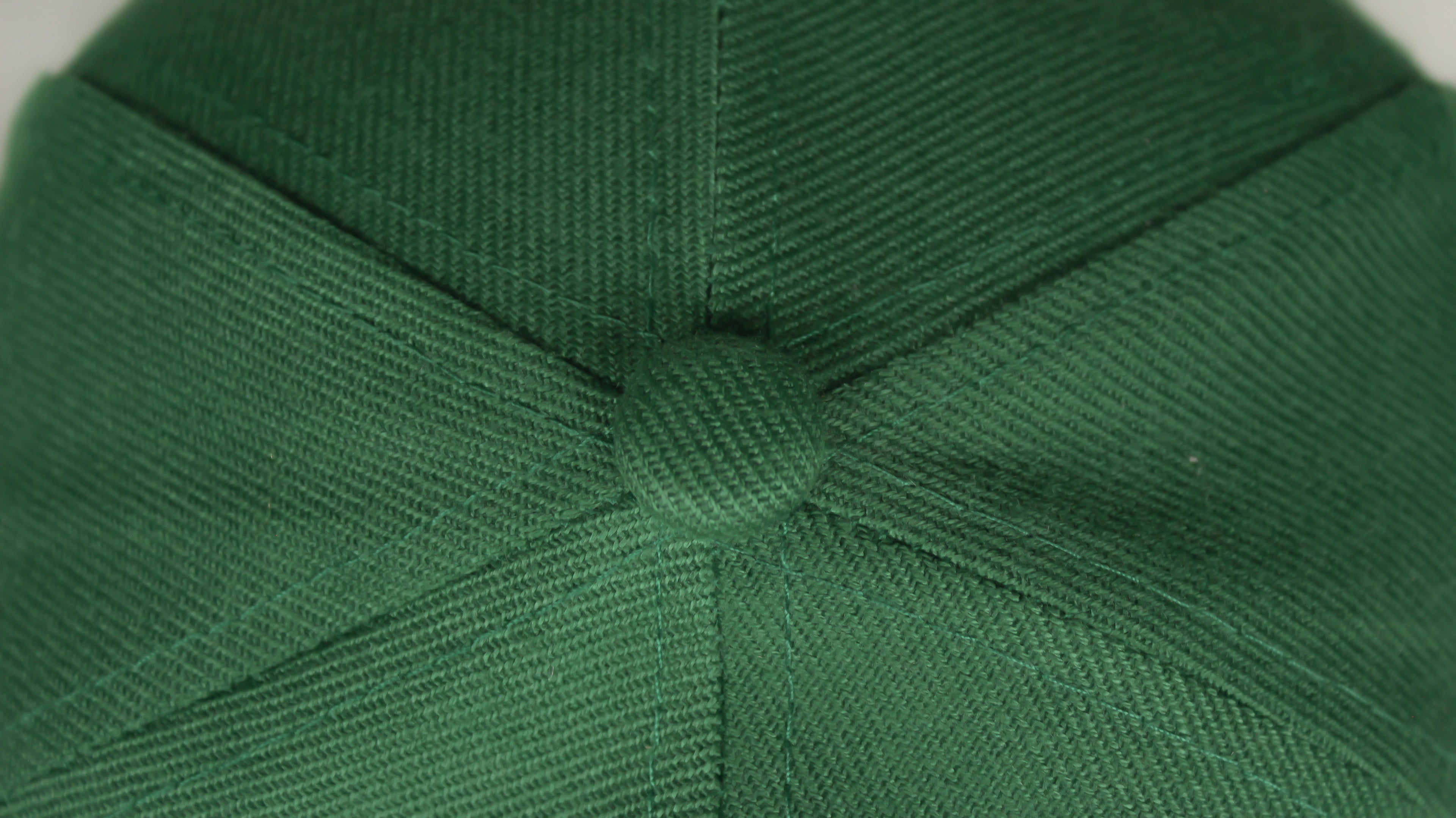 Gorra Aquí vibramos bonito |  Kuntur